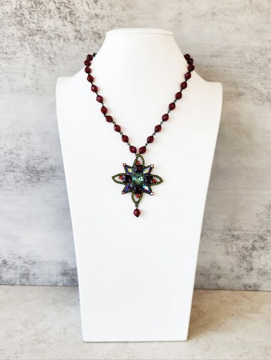 Sorrelli Jewelry - Sorrelli Signed Floral Shaped Crystal Pendant Beaded Necklace Red Blue AB Stones